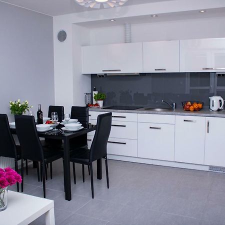 Apartament z ogródkiem Trzęsacz Exterior foto