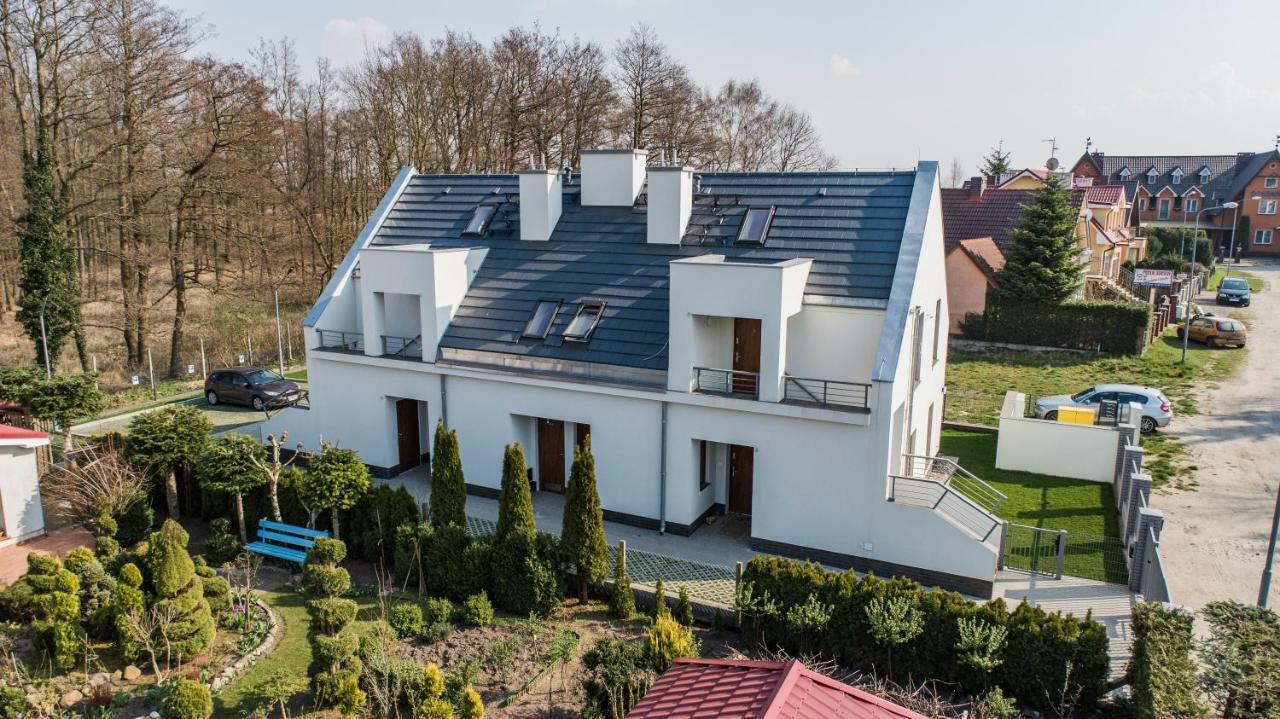 Apartament z ogródkiem Trzęsacz Exterior foto